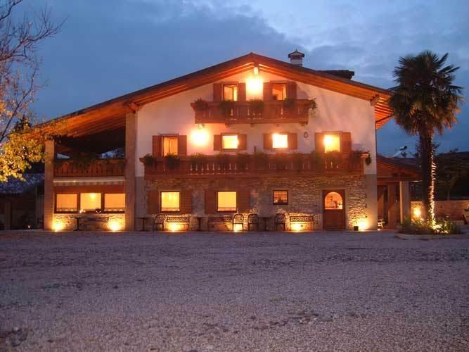 Wine Resort Colle Villano Faedis Exterior foto